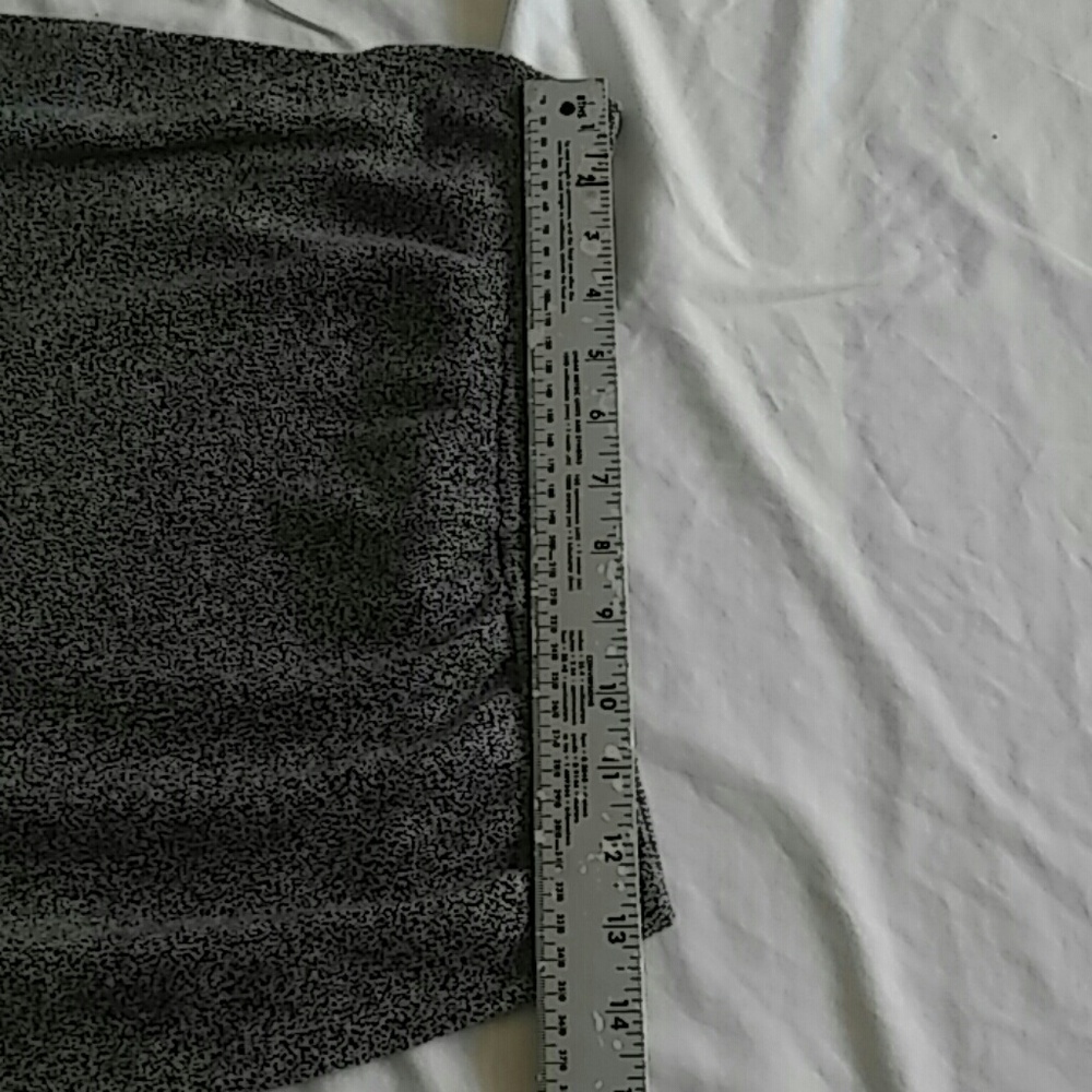 LIZ Claiborne skirt - Picture 6 of 7